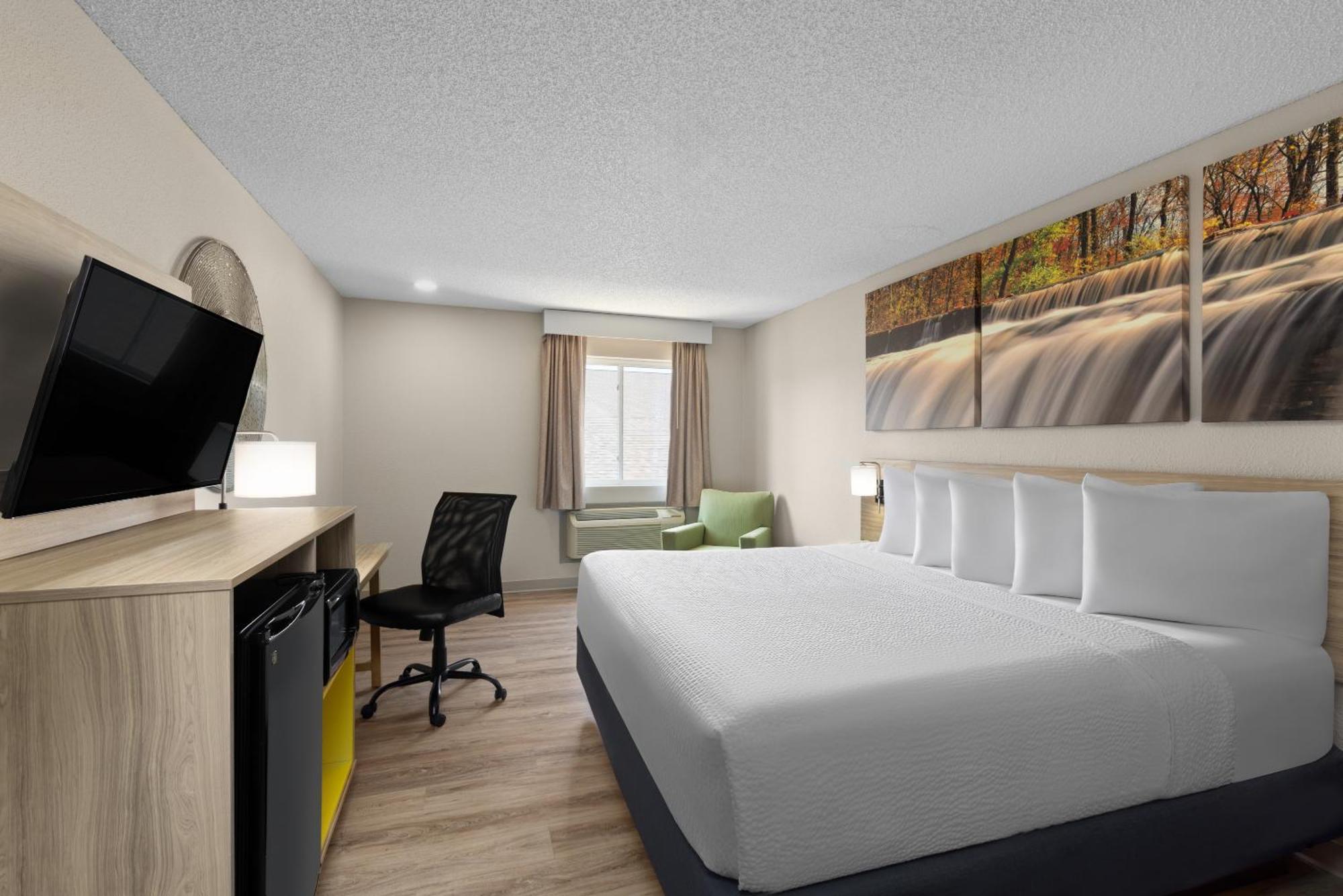 Days Inn By Wyndham Carthage Buitenkant foto